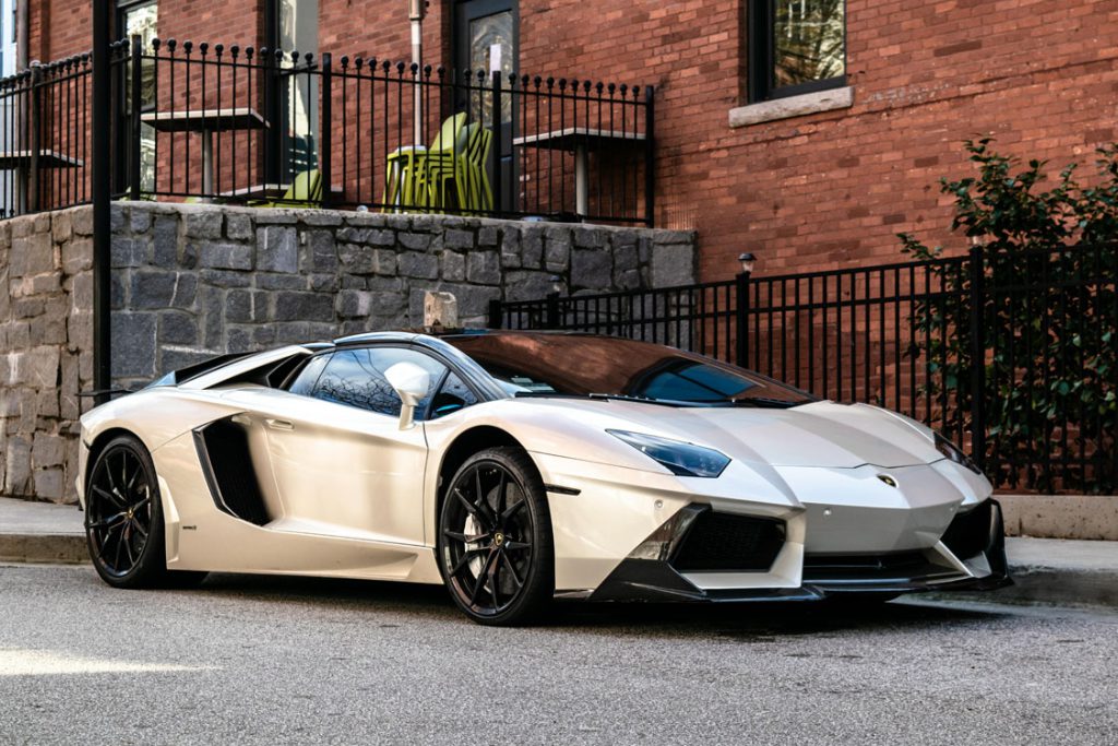 Sell a Lamborghini Online